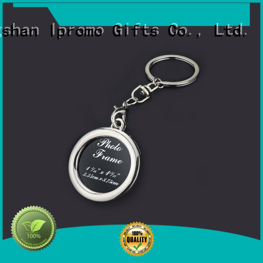 personalized souvenir keychains